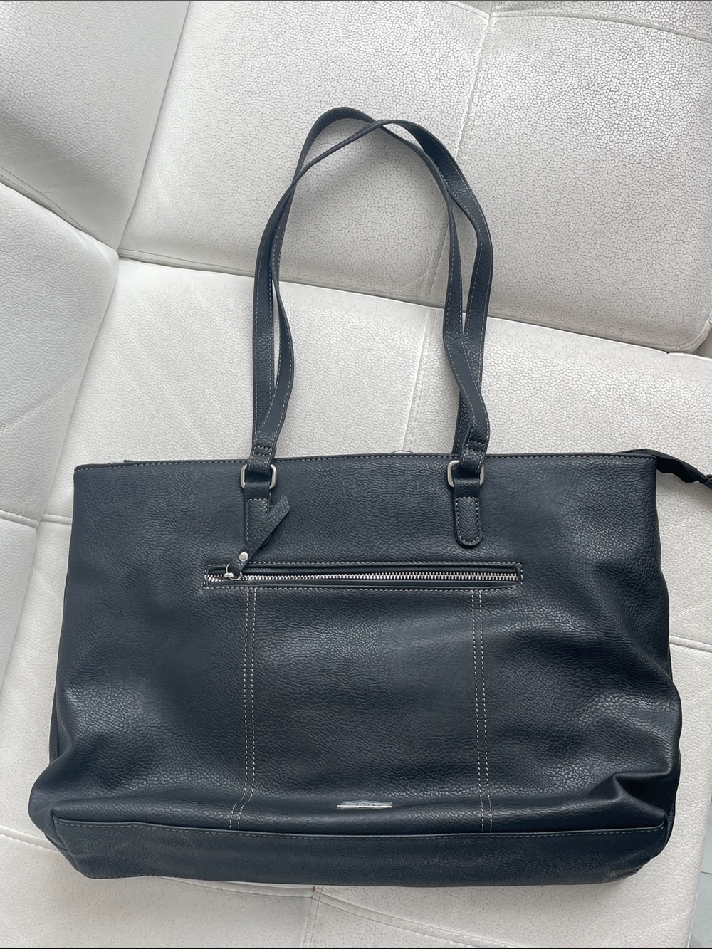 Brand New Black Leather Roots laptop Bag with 2 Exterior Zip Pockets